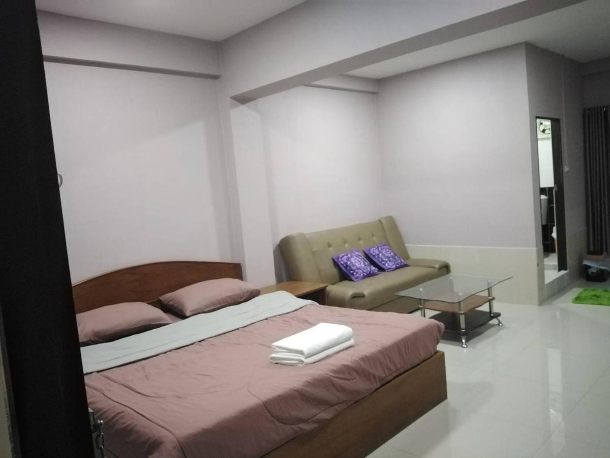 Hug Me Guesthouse Pattaya Dış mekan fotoğraf
